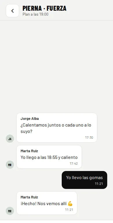 A plan chat in RackMates with messages from Jorge and Marta and the message field.